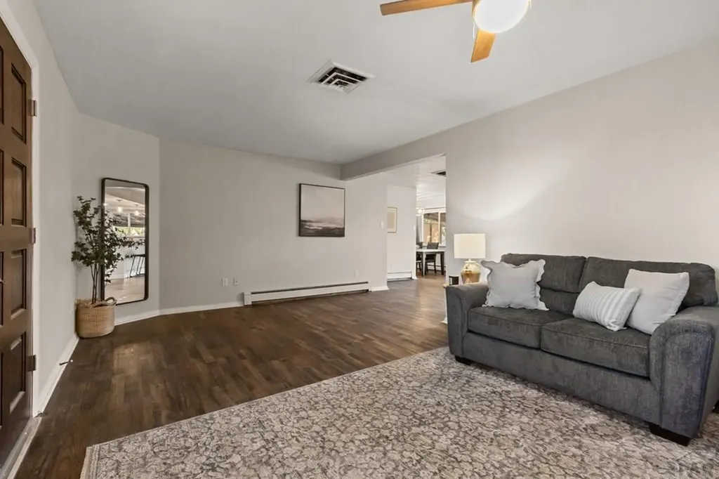 27 Radcliff Lane Pueblo CO 81005