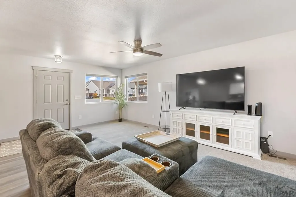 622 Cowboy Way Canon City CO 81212