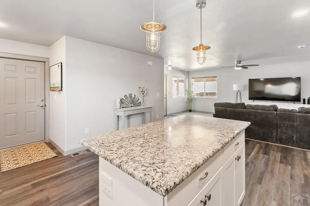 622 Cowboy Way Canon City CO 81212