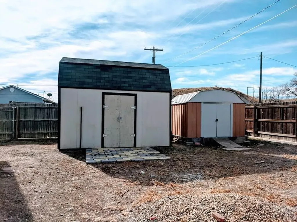 1502 Bradish Avenue La Junta CO 81050