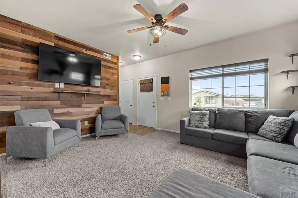 2434 W 19th Street Pueblo CO 81003