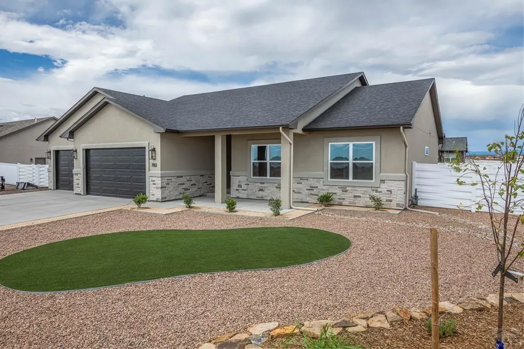 783 N Snyder Pueblo West CO 81007