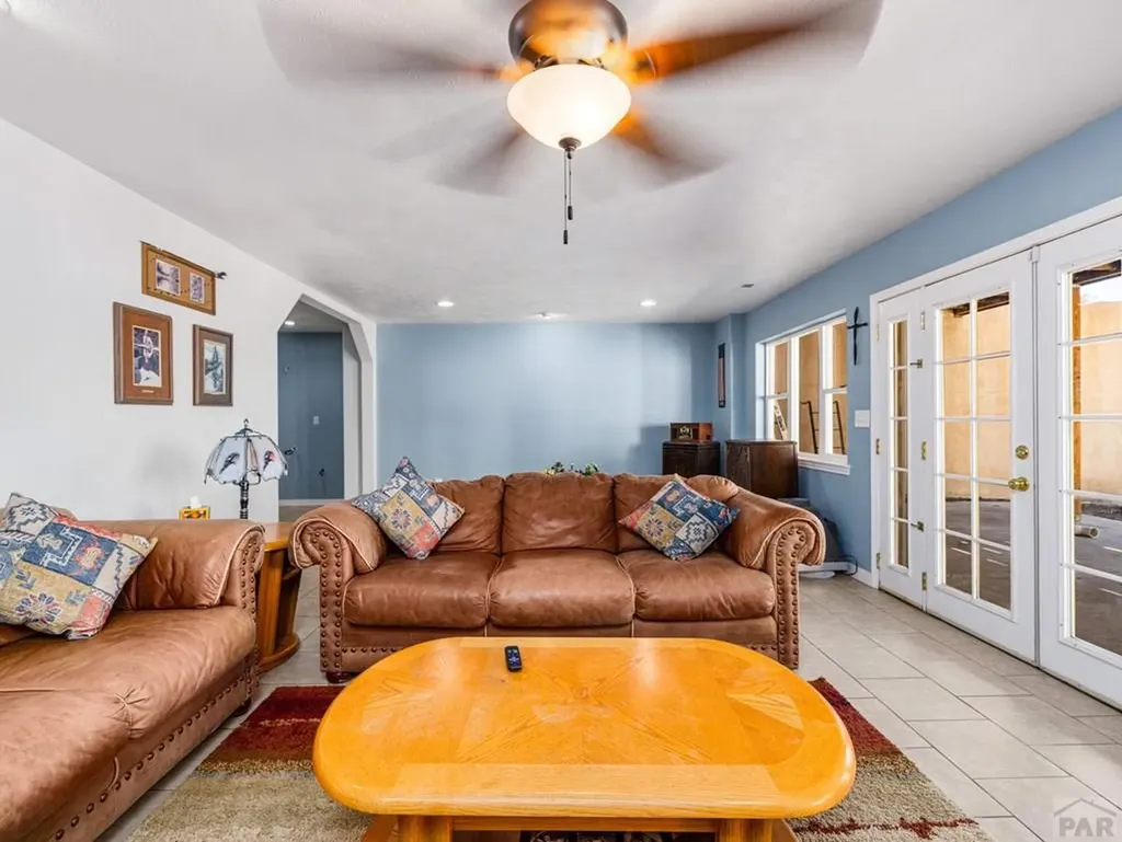 745 38th Lane Pueblo CO 81006