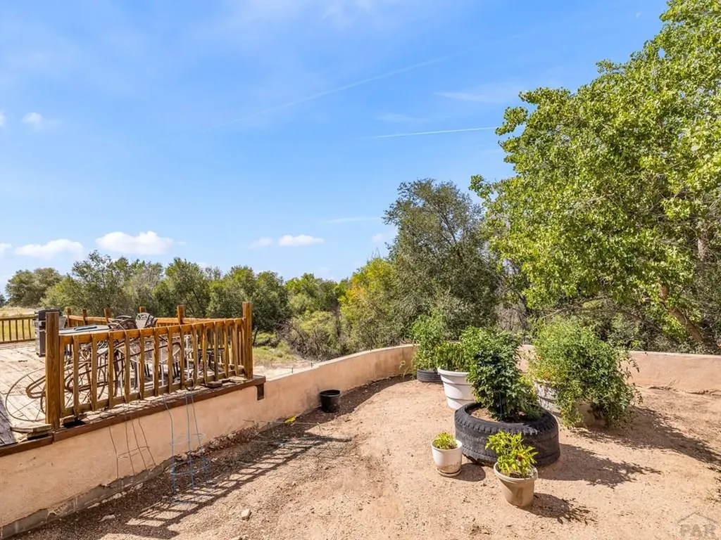 745 38th Lane Pueblo CO 81006