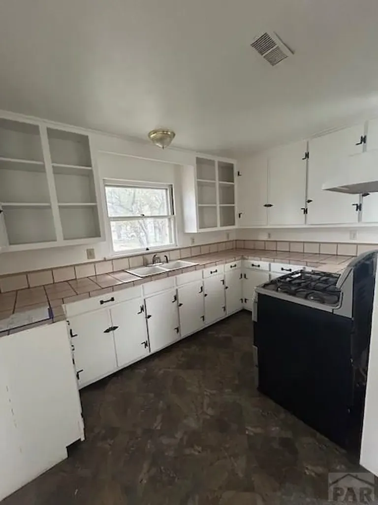 243 Elm Avenue Las Animas CO 81054