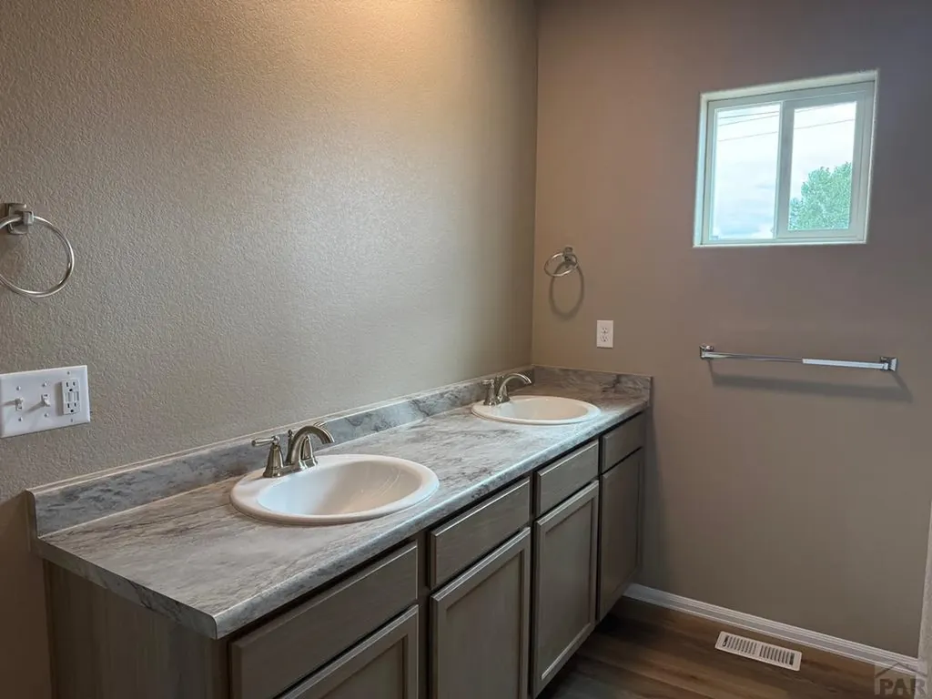 5216 Gannet Lane Pueblo CO 81008