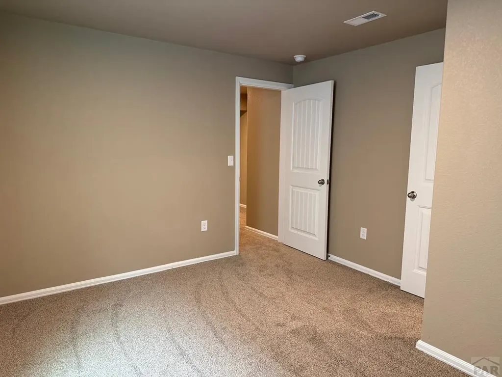 5216 Gannet Lane Pueblo CO 81008