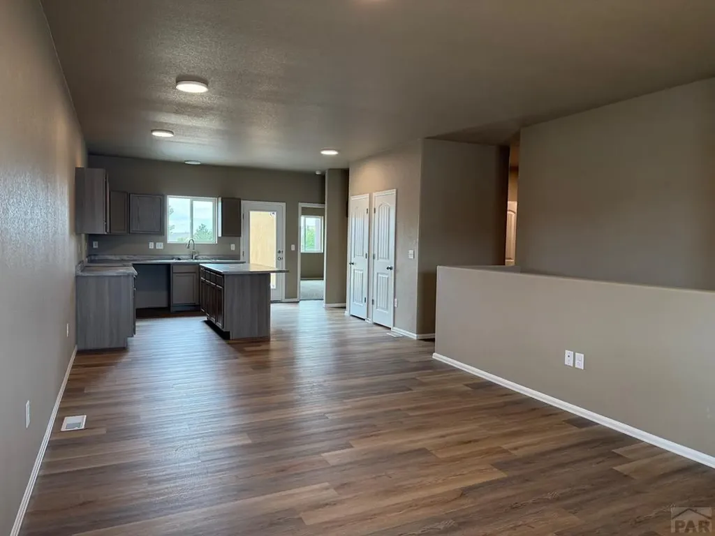 5216 Gannet Lane Pueblo CO 81008