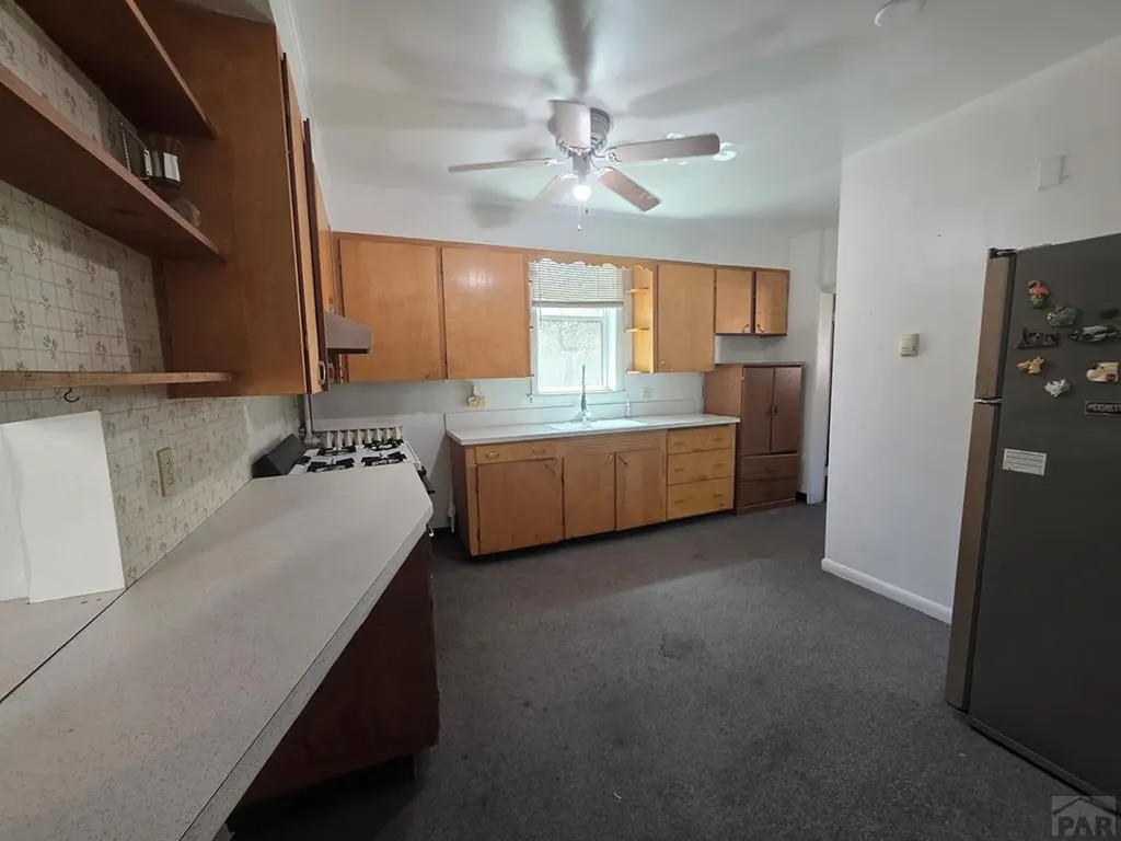 2409 West Street Pueblo CO 81003