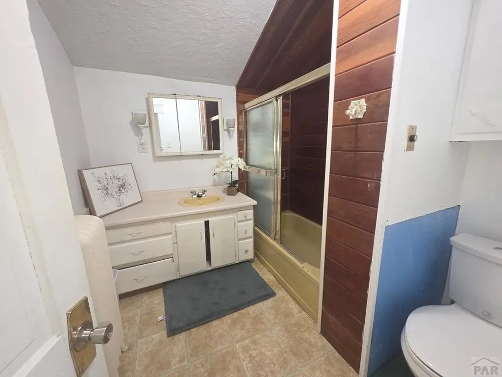 2409 West Street Pueblo CO 81003