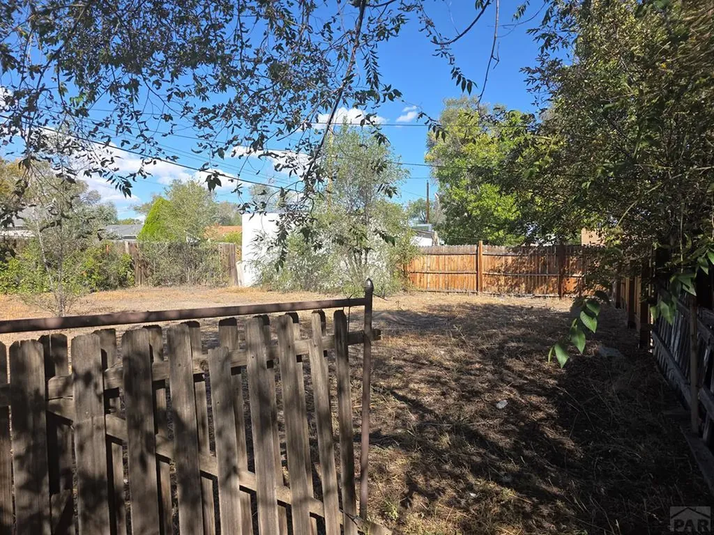 2409 West Street Pueblo CO 81003