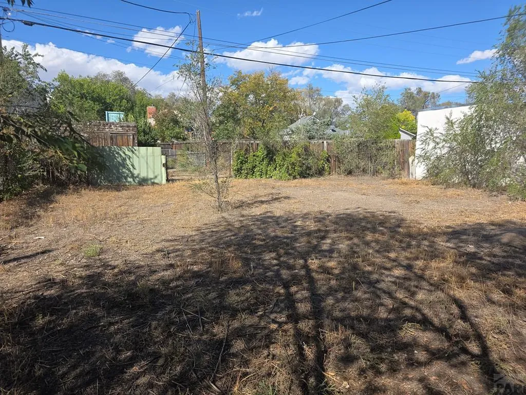 2409 West Street Pueblo CO 81003