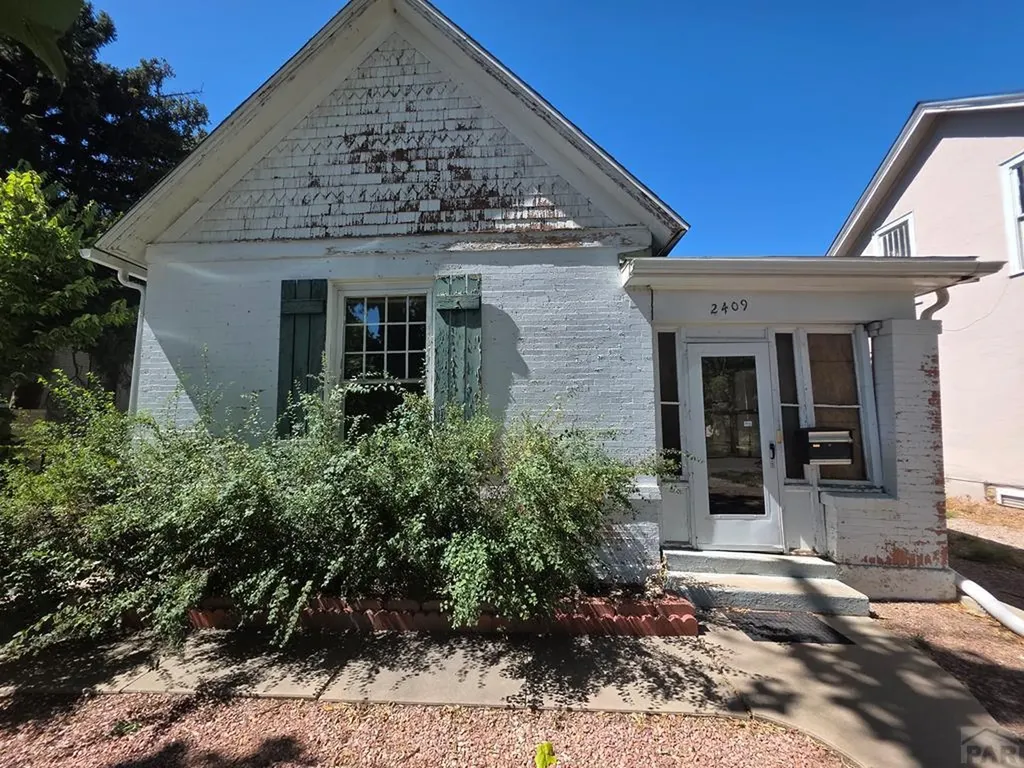 2409 West Street Pueblo CO 81003