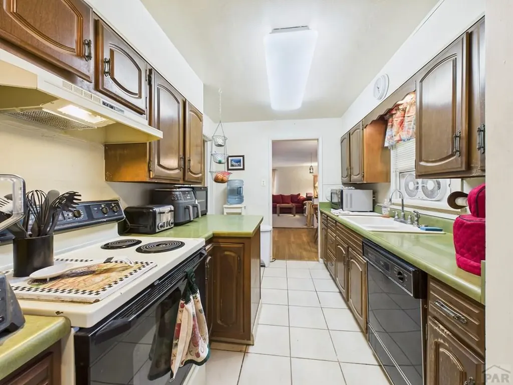 115 Kenwood Drive Pueblo CO 81004