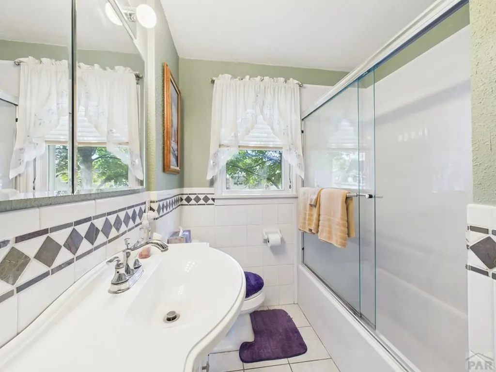 115 Kenwood Drive Pueblo CO 81004