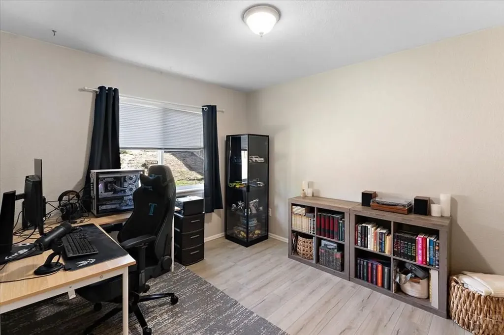 814 Edna Lane Pueblo CO 81005