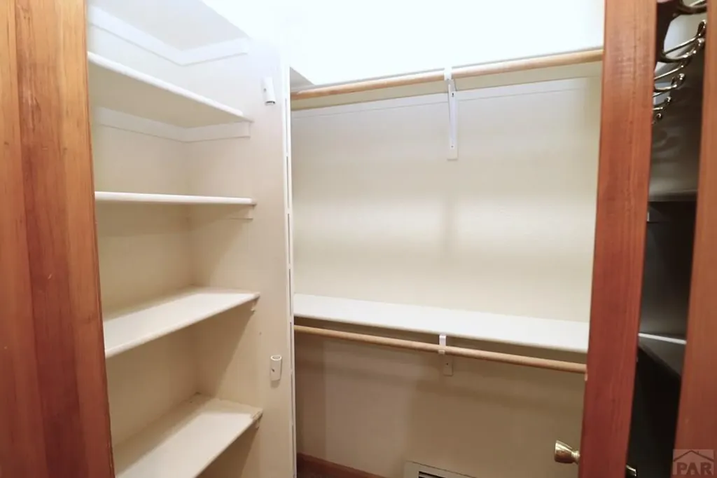 3990 North Creek Road Beulah CO 81023