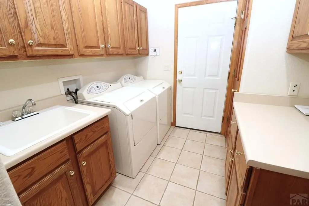 3990 North Creek Road Beulah CO 81023