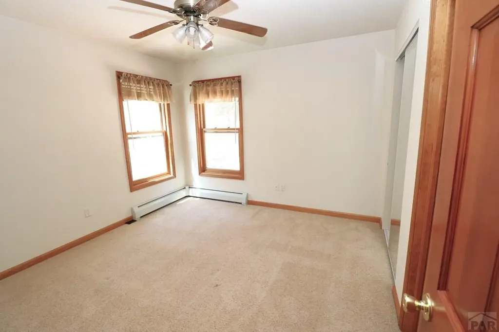 3990 North Creek Road Beulah CO 81023