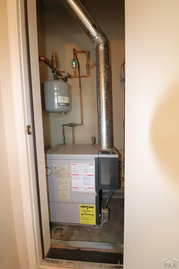 3990 North Creek Road Beulah CO 81023