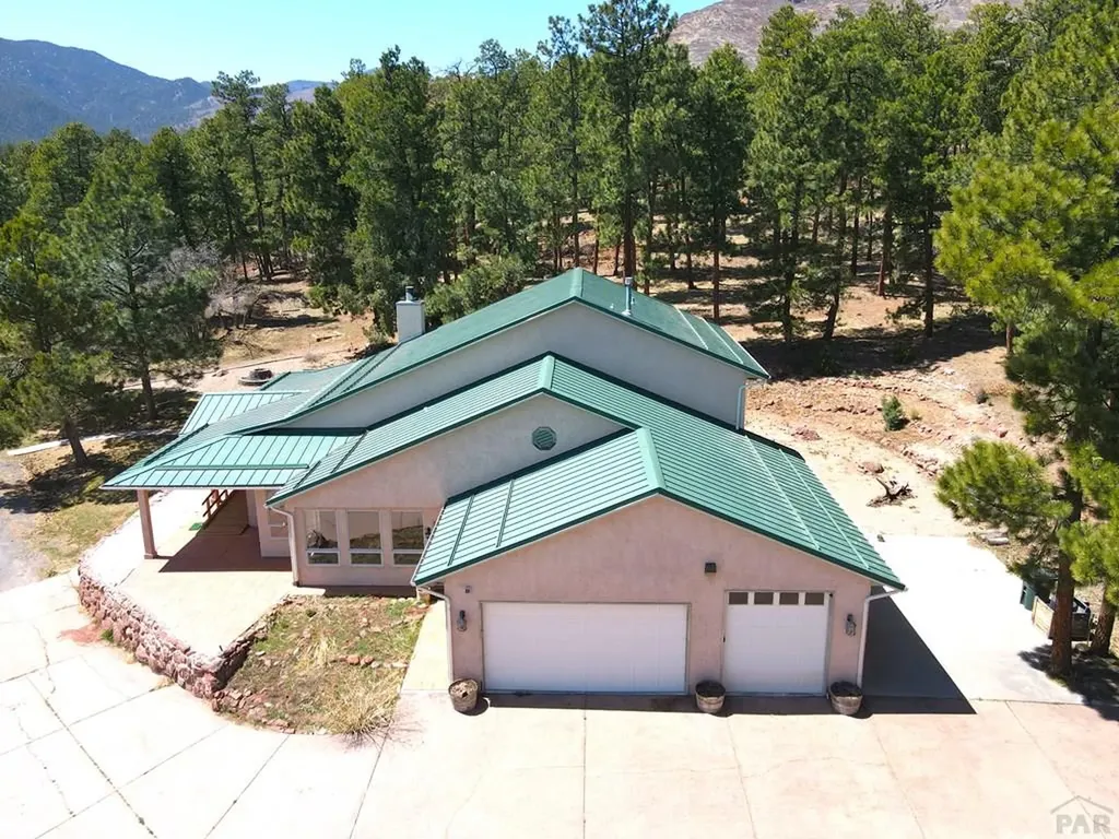 3990 North Creek Road Beulah CO 81023