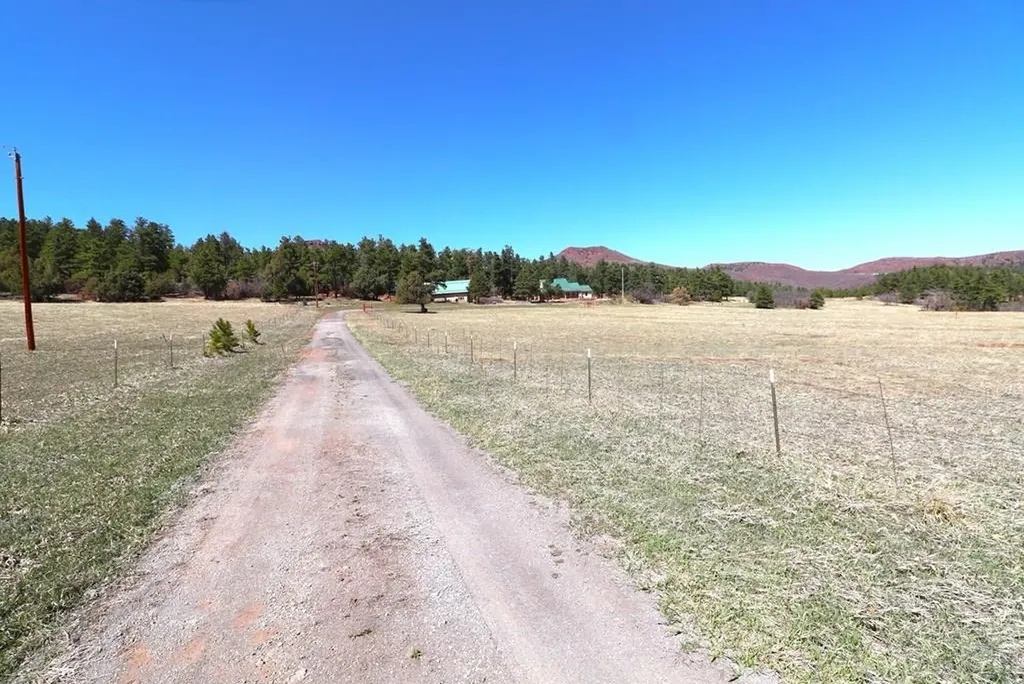 3990 North Creek Road Beulah CO 81023