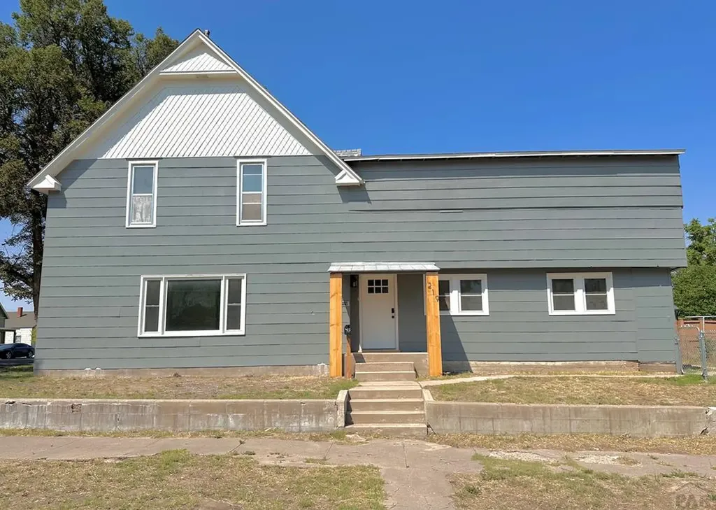 219 W 6th Street La Junta CO 81050