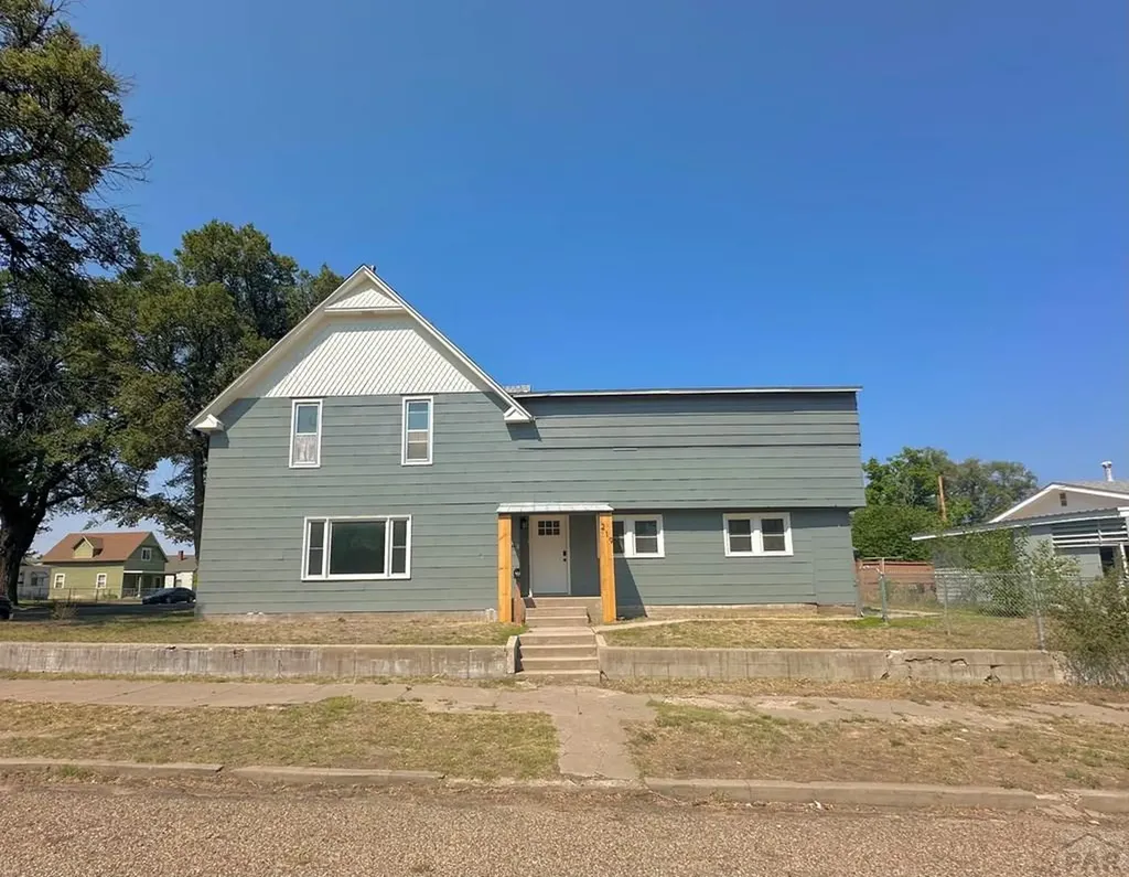 219 W 6th Street La Junta CO 81050