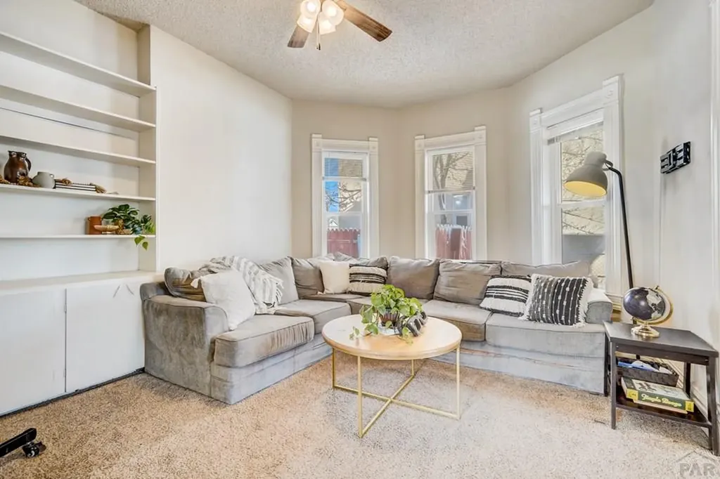 1031 Lake Avenue Pueblo CO 81004