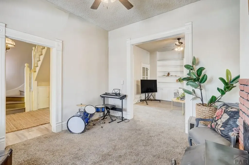 1031 Lake Avenue Pueblo CO 81004