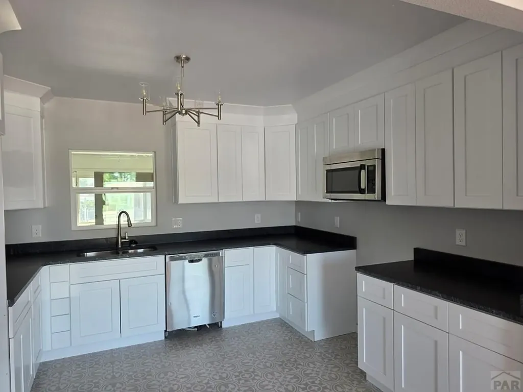 642 Brown Avenue Pueblo CO 81004