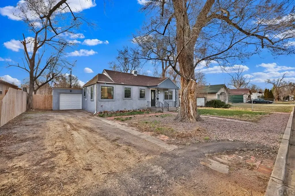 2411 Wyoming Avenue Pueblo CO 81004