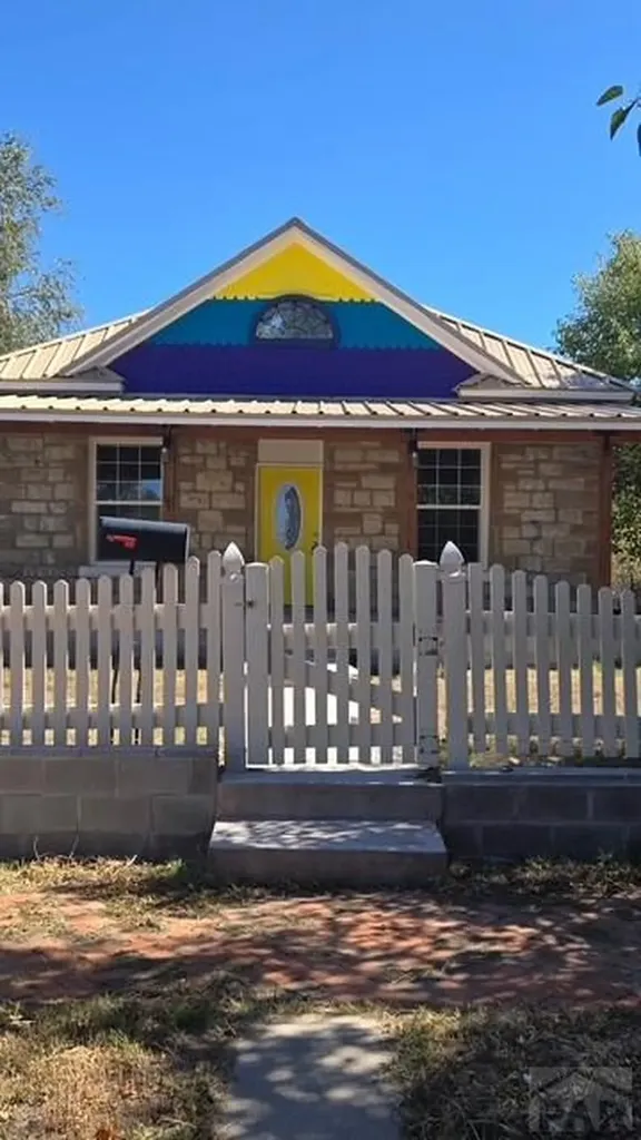 309 Lincoln Avenue La Junta CO 81050