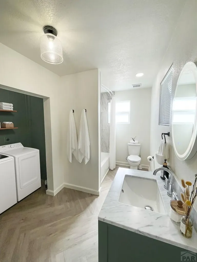 402 Barnes Avenue La Junta CO 81050