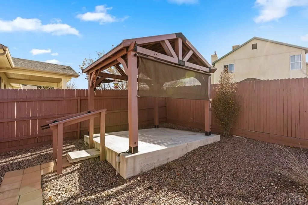 24 Arrowsmith Drive Pueblo CO 81008