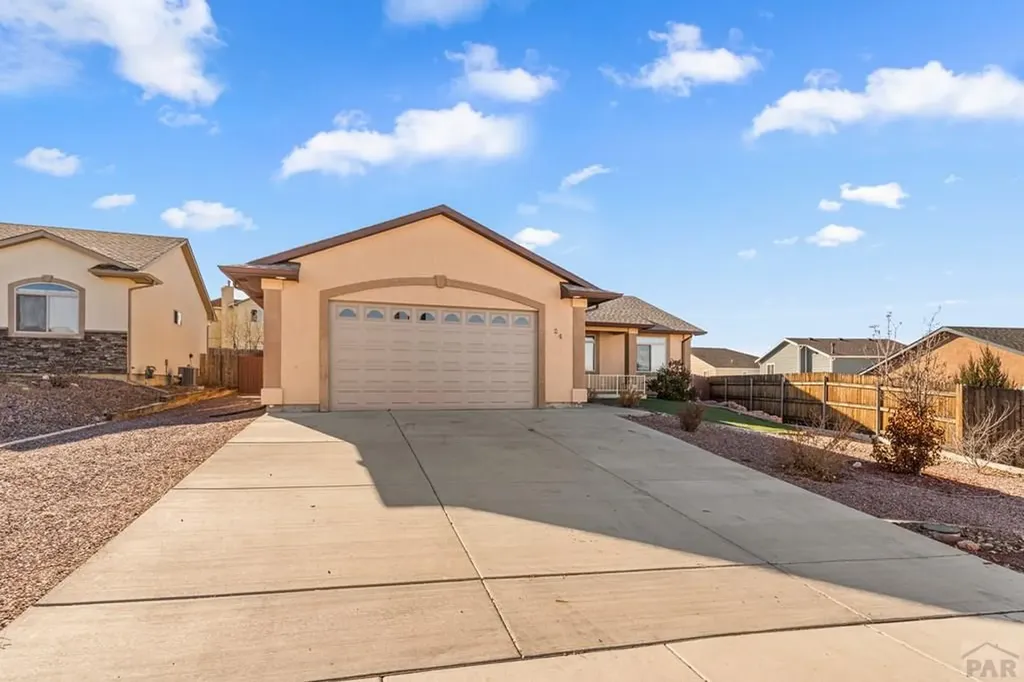 24 Arrowsmith Drive Pueblo CO 81008