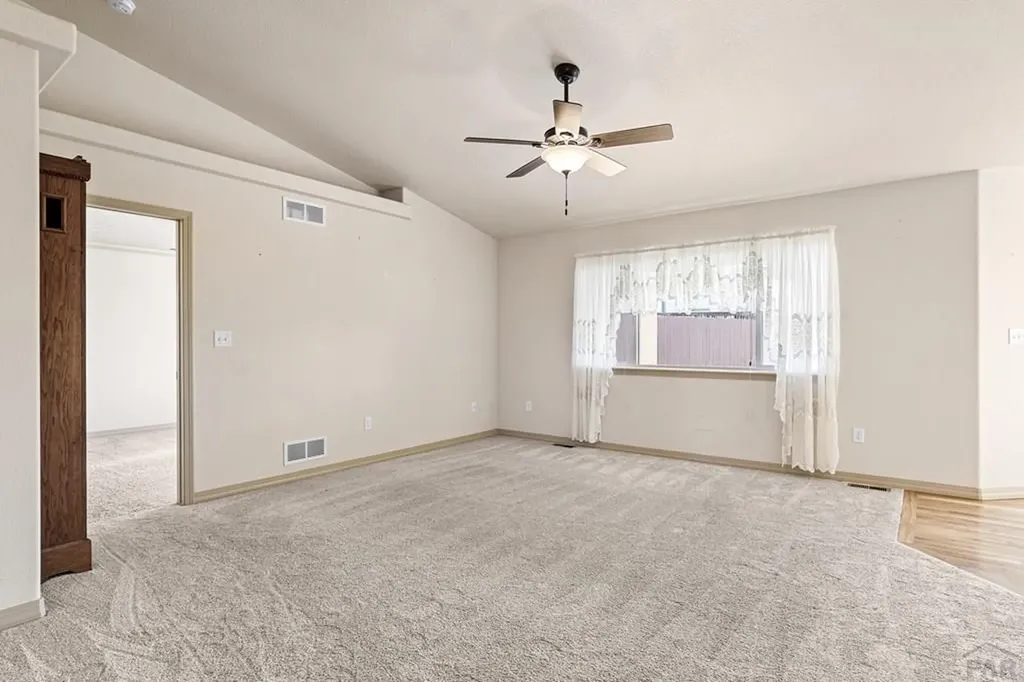 24 Arrowsmith Drive Pueblo CO 81008