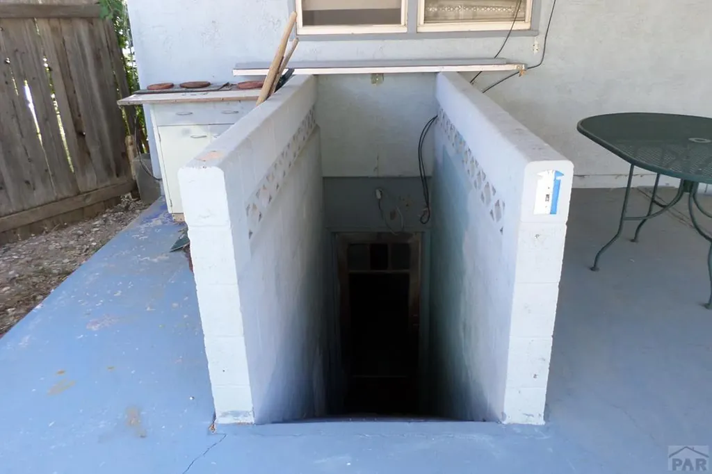 709 Airlane Avenue Pueblo CO 81005