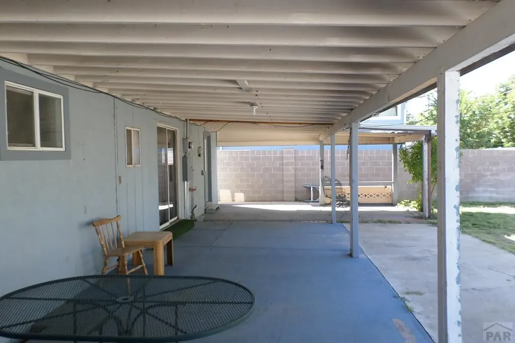 709 Airlane Avenue Pueblo CO 81005