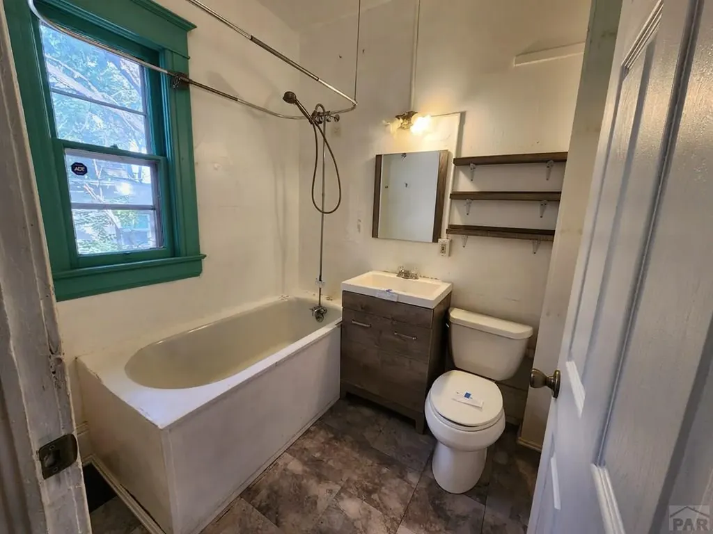 623 E 10th Street Pueblo CO 81001