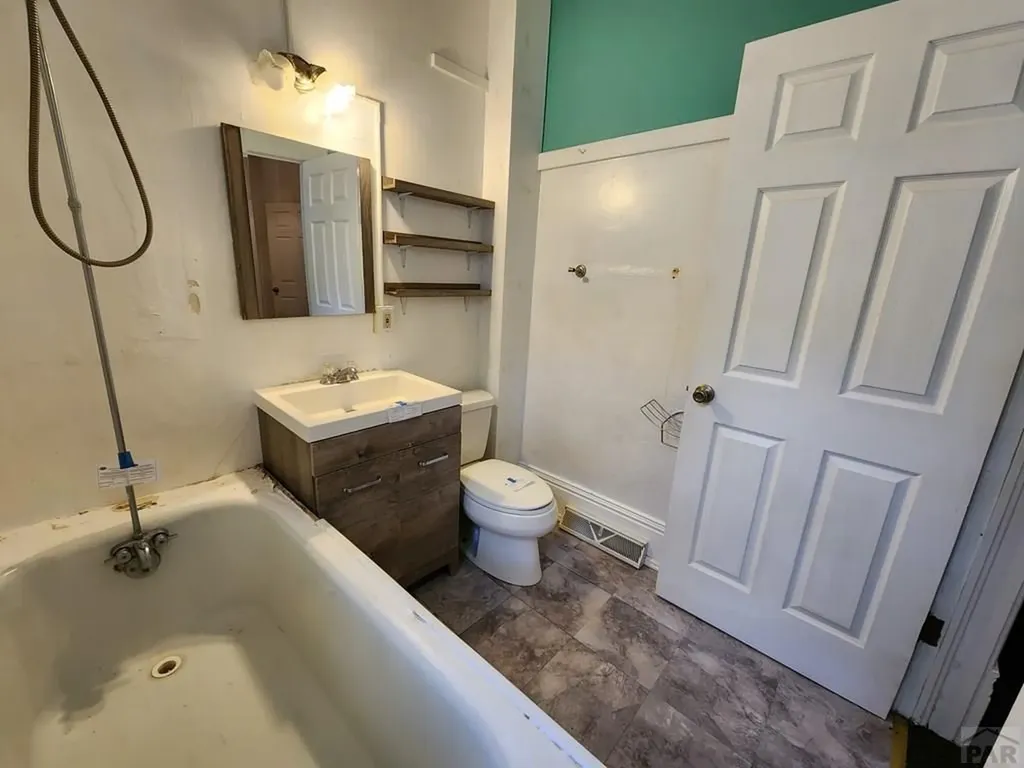 623 E 10th Street Pueblo CO 81001