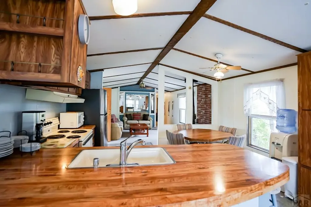 301 W Ryus Avenue La Veta CO 81055