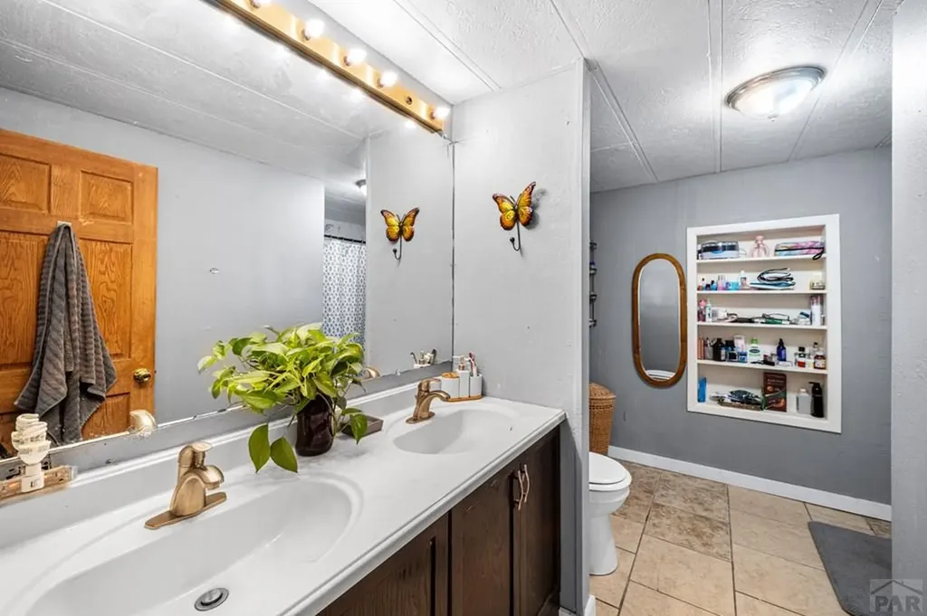 5320 E Red Creek Springs Road Pueblo CO 81005