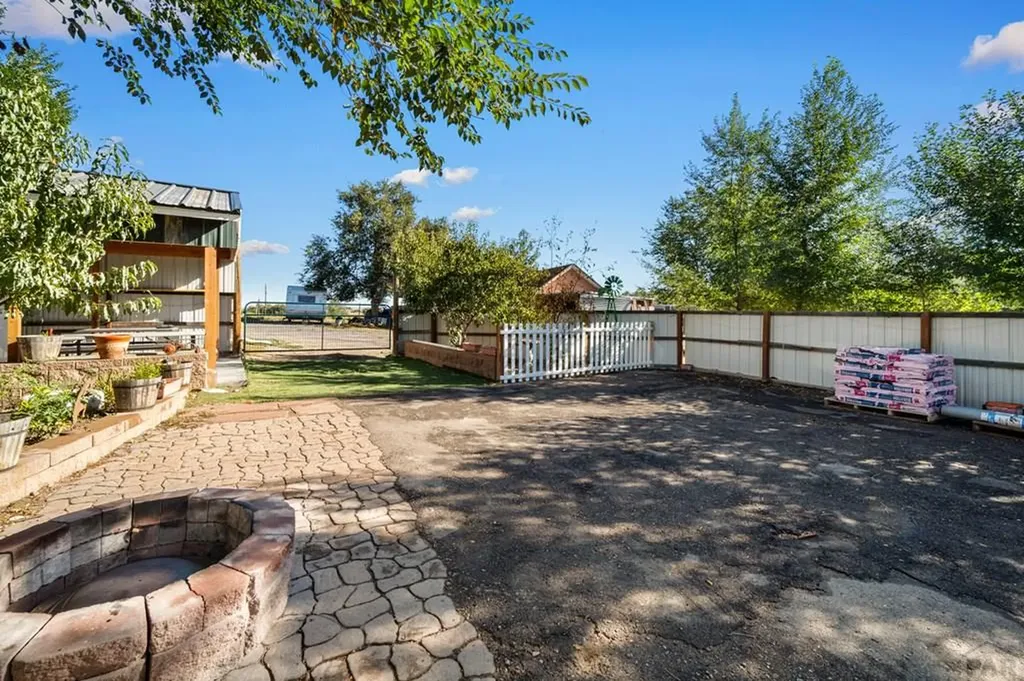 5320 E Red Creek Springs Road Pueblo CO 81005