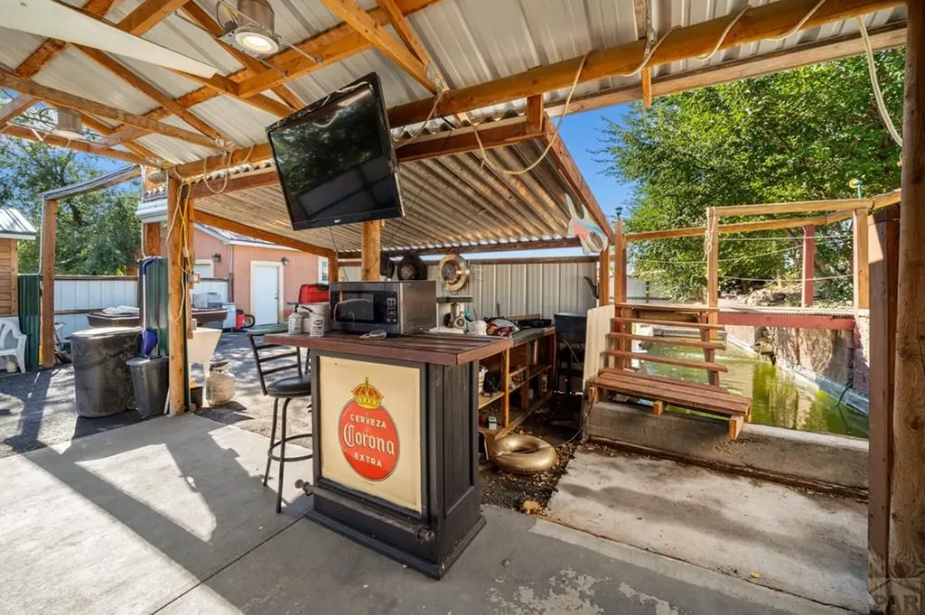 5320 E Red Creek Springs Road Pueblo CO 81005