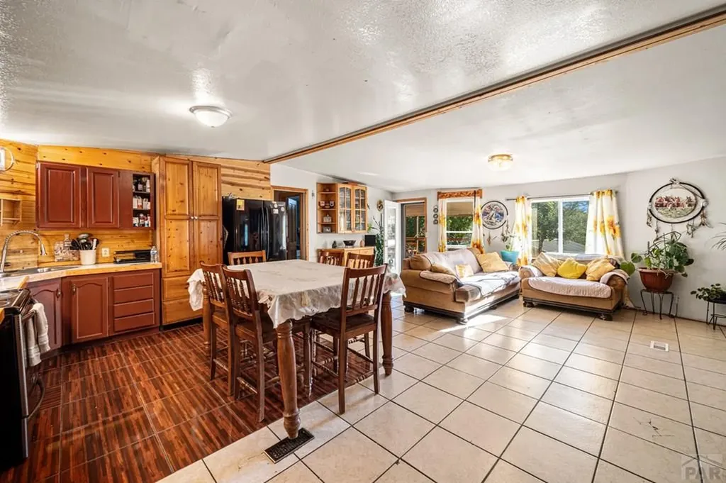 5320 E Red Creek Springs Road Pueblo CO 81005