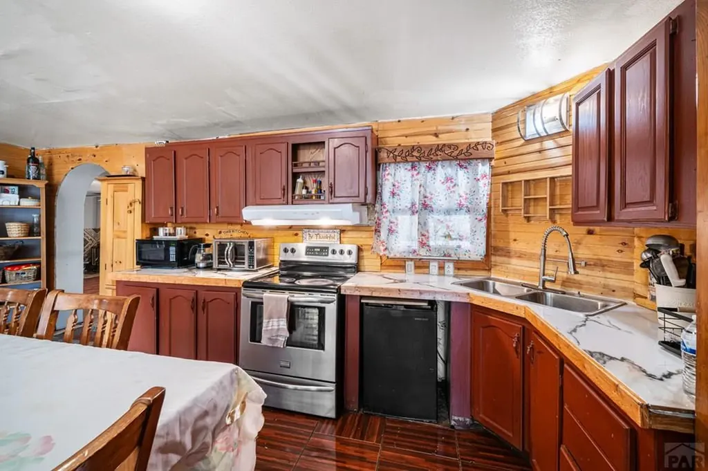 5320 E Red Creek Springs Road Pueblo CO 81005