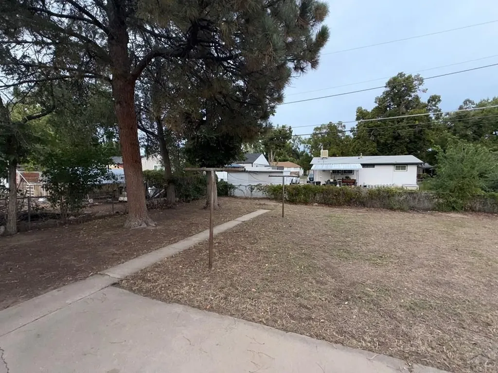 1706 Comanche Road Pueblo CO 81001