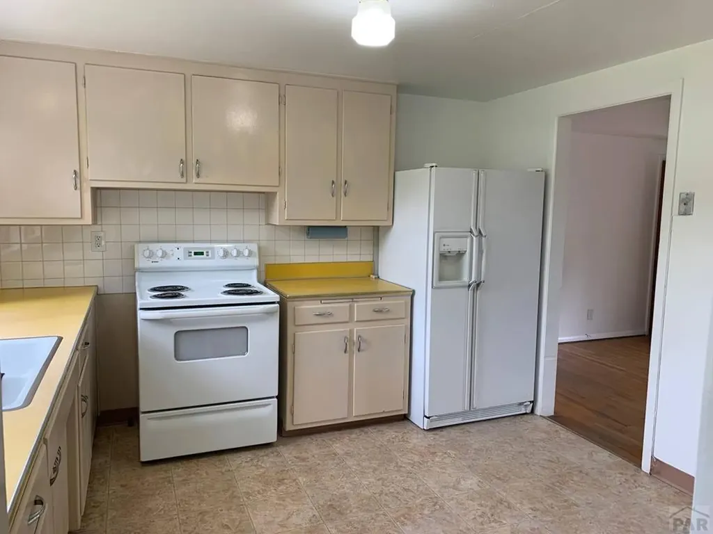 1706 Comanche Road Pueblo CO 81001