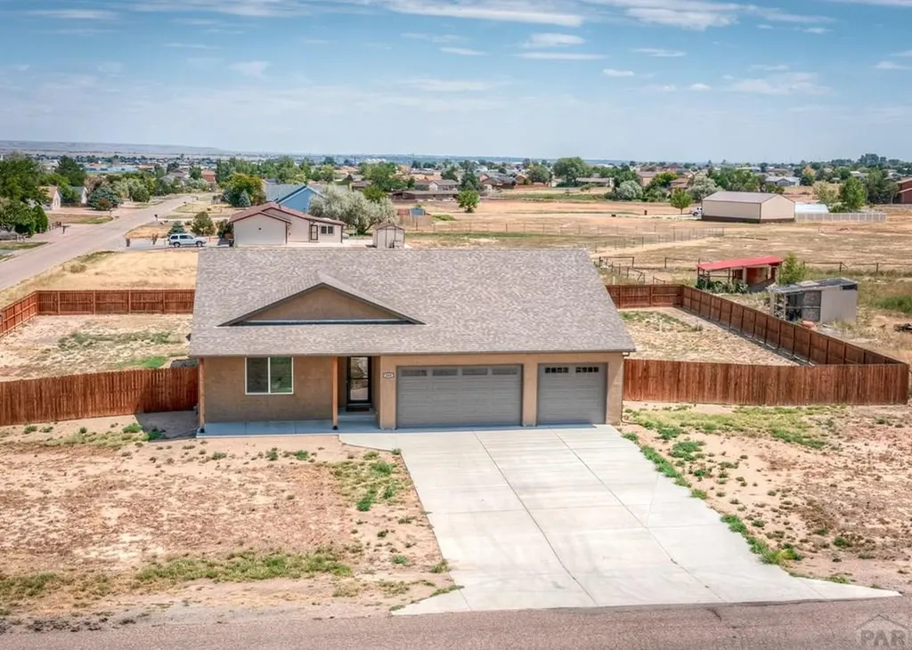 288 S Wiggins Drive Pueblo West CO 81007